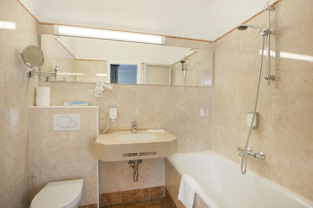 Comfort Double Room Kitchen,79473084:JPEG